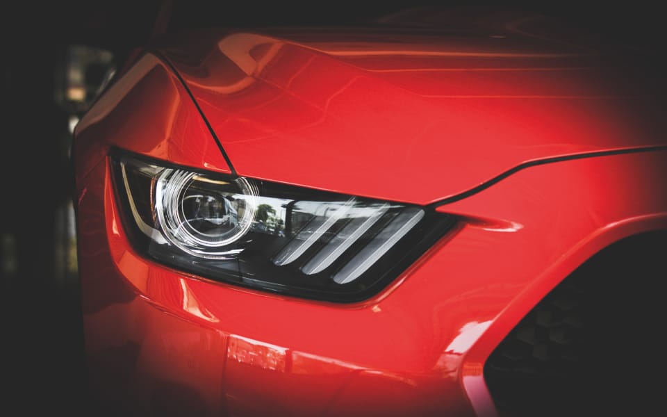 Pack especial ITV: lavado de motor, pulido de faros, lavado exterior y aditivo en oferta